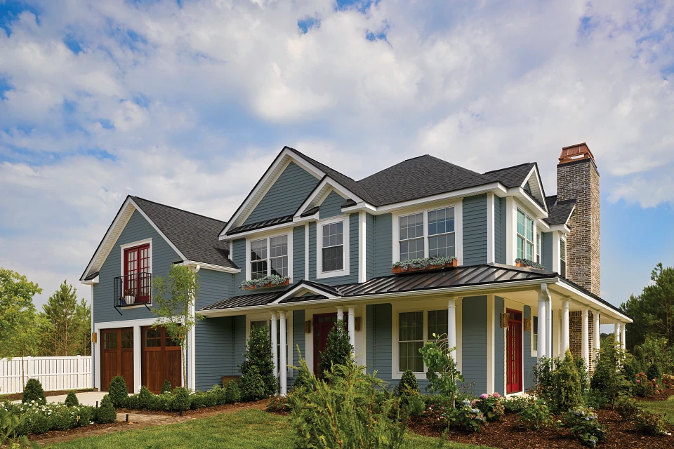 CertainTeed Monogram vinyl siding installation and Ply Gem clapboard